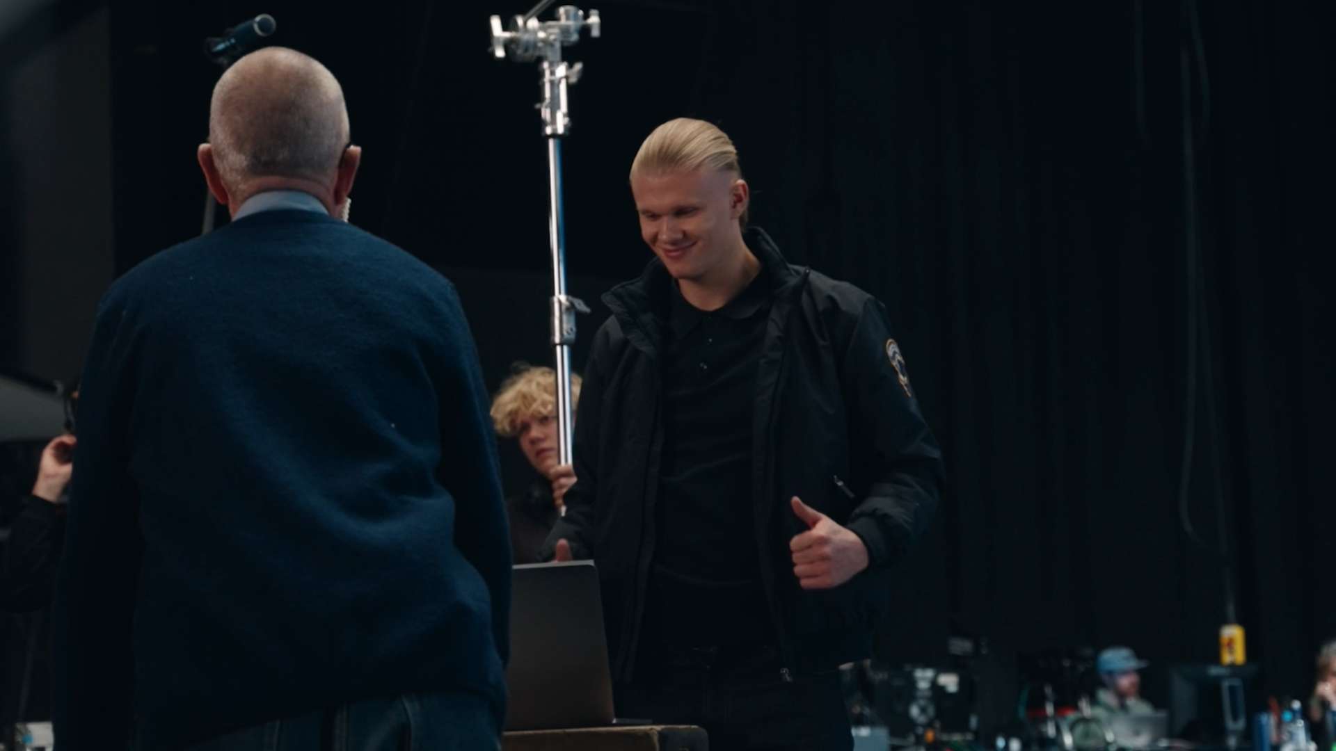 每位球員都 每位球員都