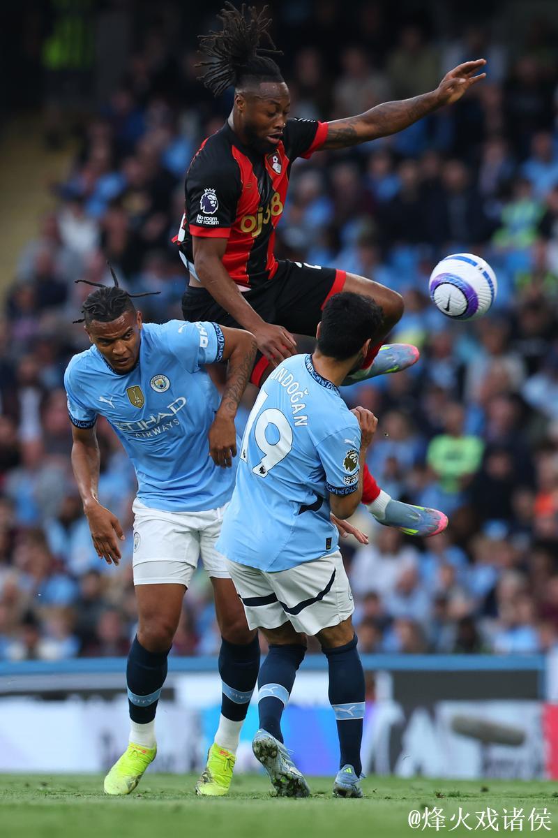 曼联对阵伯恩茅斯刷新本赛季英超单场射门数纪录，达39次。